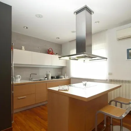 Isabella Apartament
