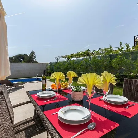 Apartment Villa Isabella