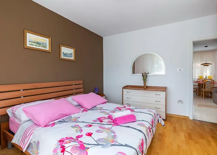 Isabella 아파트 *